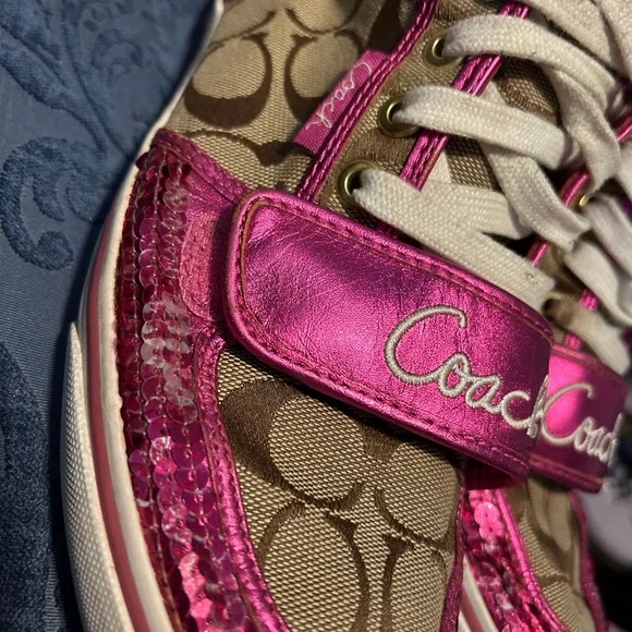Coach Misti Hot Pink High Top Sequin and Logo Sneakers size 8 - Picture 3 of 8